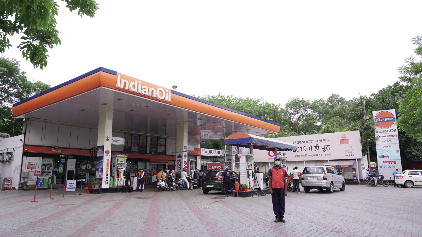 IndianOil - Lal Bahadur Shastri Marg, New Delhi